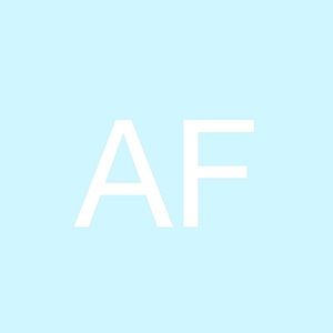 Meet your Posher, Adina